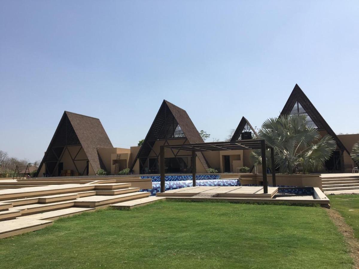 Jagira Ananta Elite , Sasan Gir Hotel Chitrod Exterior photo