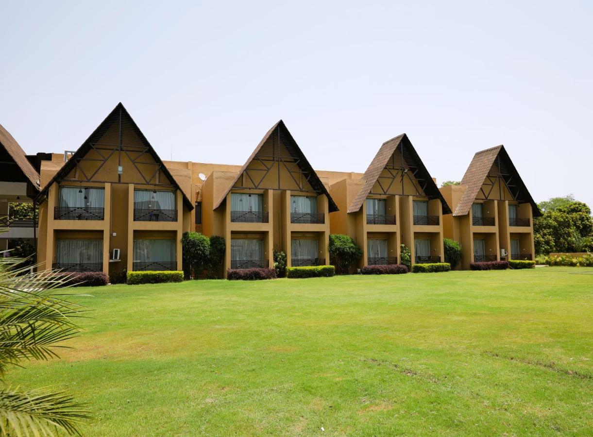 Jagira Ananta Elite , Sasan Gir Hotel Chitrod Exterior photo