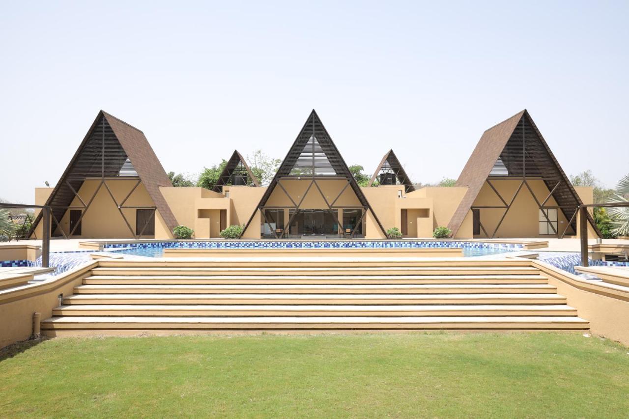 Jagira Ananta Elite , Sasan Gir Hotel Chitrod Exterior photo