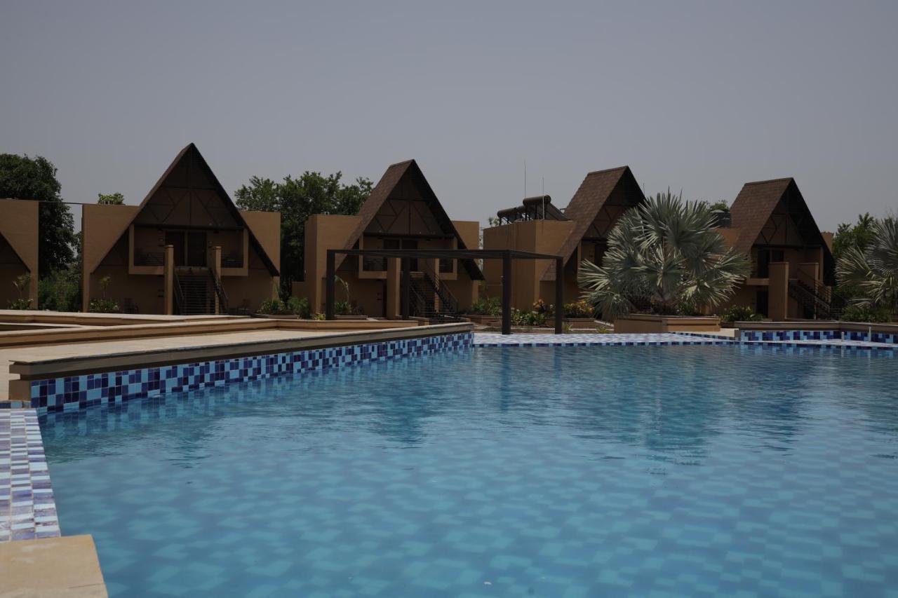 Jagira Ananta Elite , Sasan Gir Hotel Chitrod Exterior photo